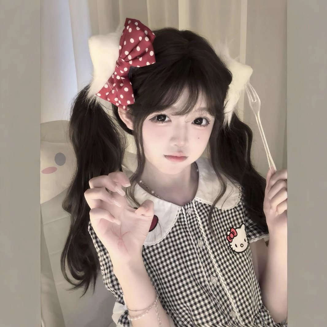Long-haired Lolita long curly hair wig for women, full-head style with double ponytails, curly hair Lolita wig for women.