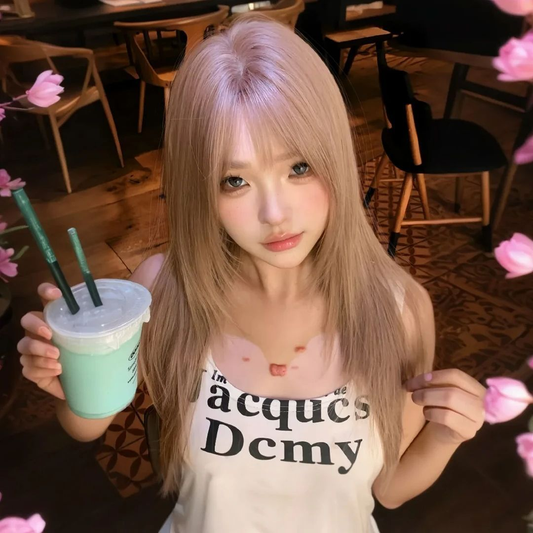 Tiramisu trendy wig with Korean style, full bangs and layered fringe, high-quality wig